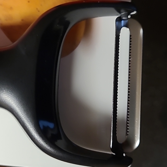 🍅KitchenAid Peeler Set - Picture 4 of 10